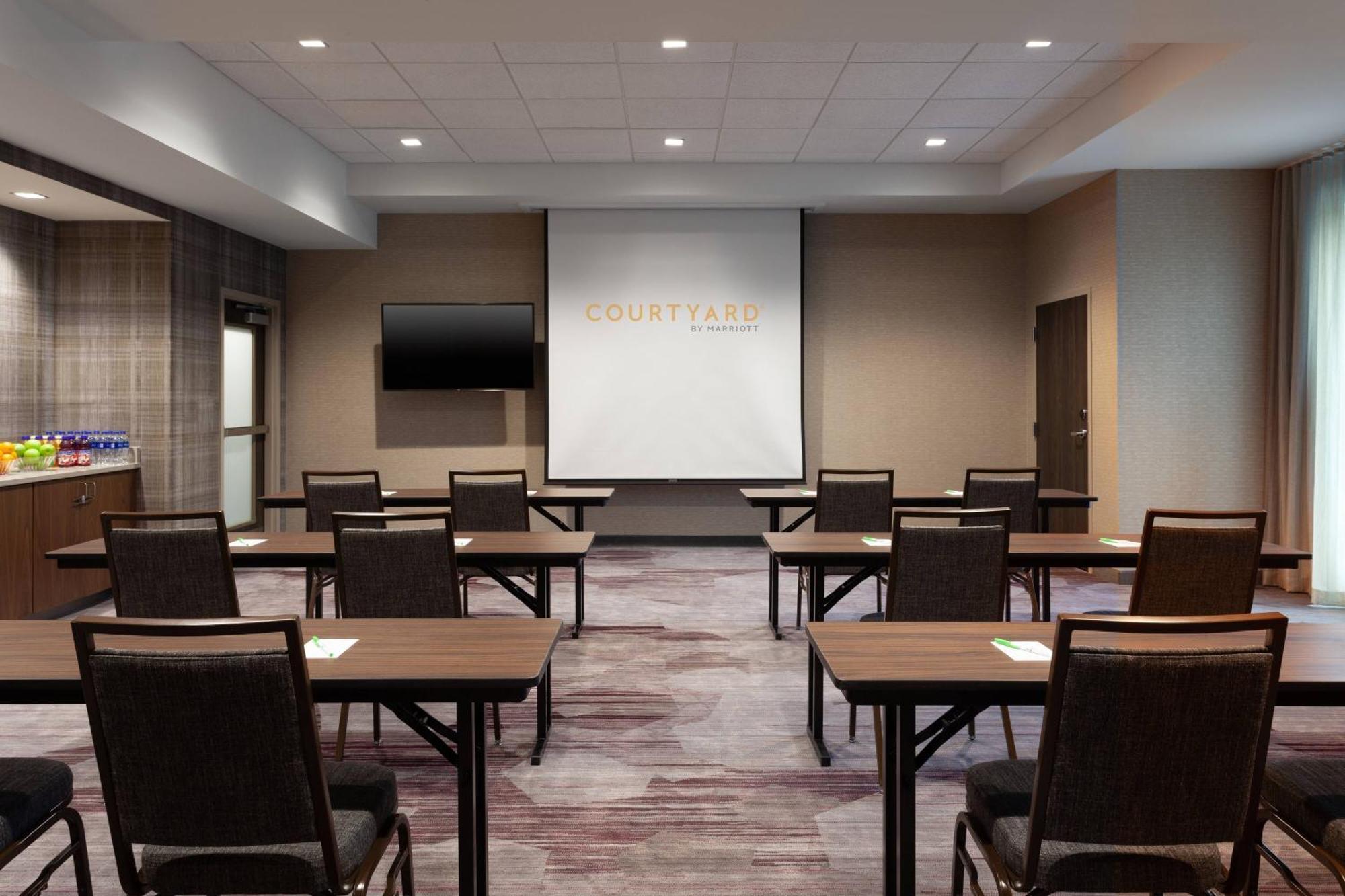 Courtyard By Marriott Winter Haven Hotel Exterior photo